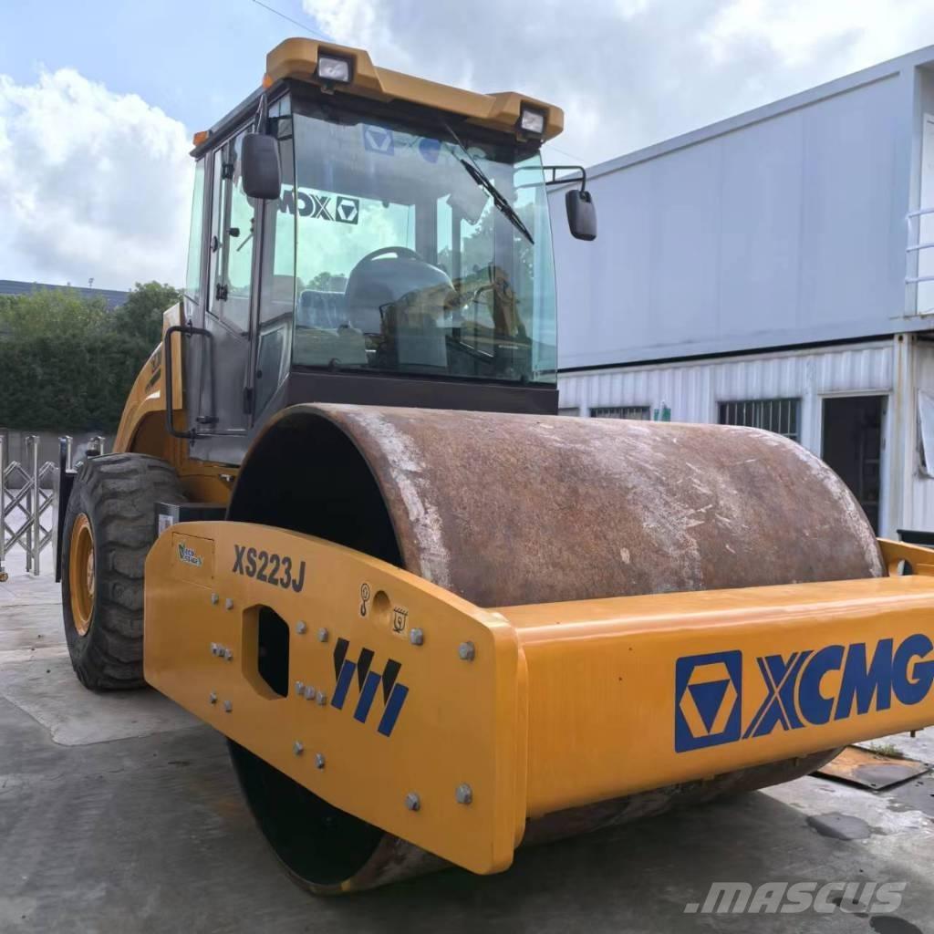 XCMG XS 223 J Грунтові котки