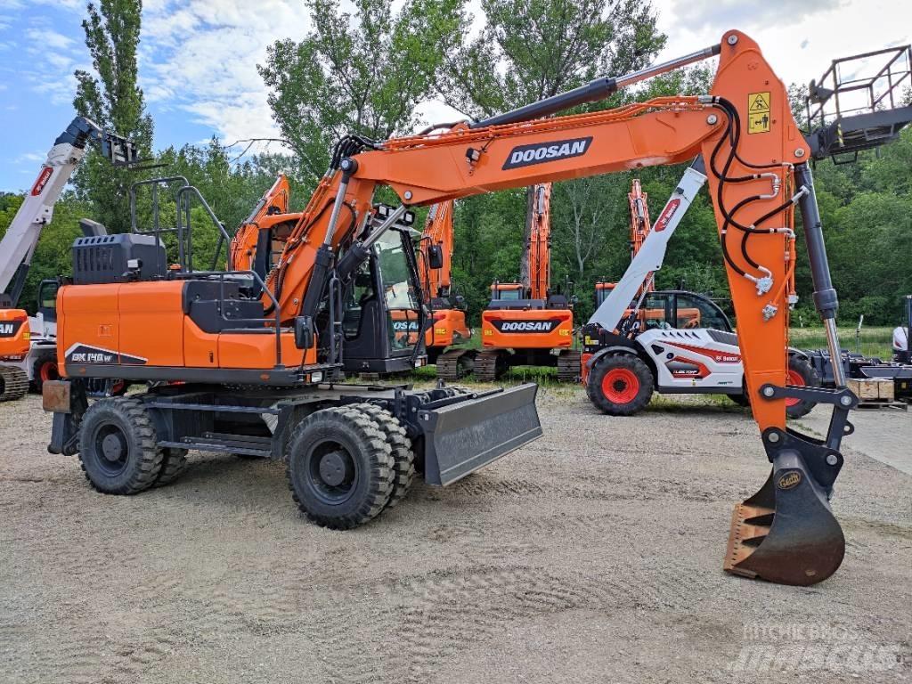 Doosan DX140W-7 Колісні екскаватори