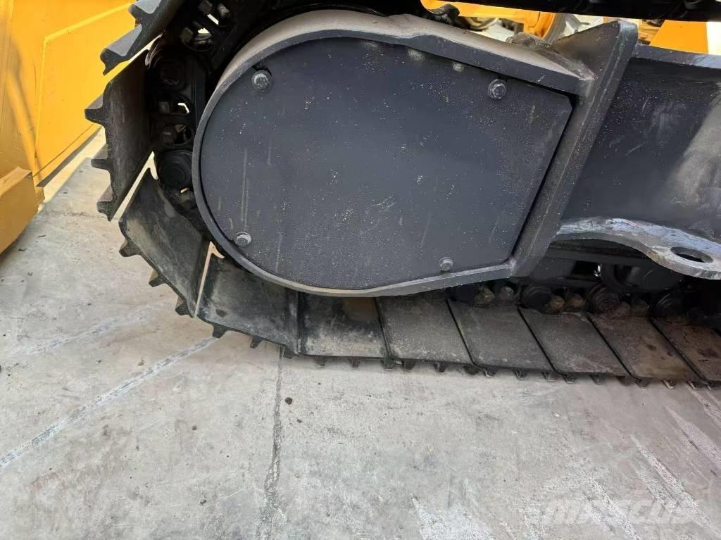 Doosan DX 300 LCA Гусеничні екскаватори