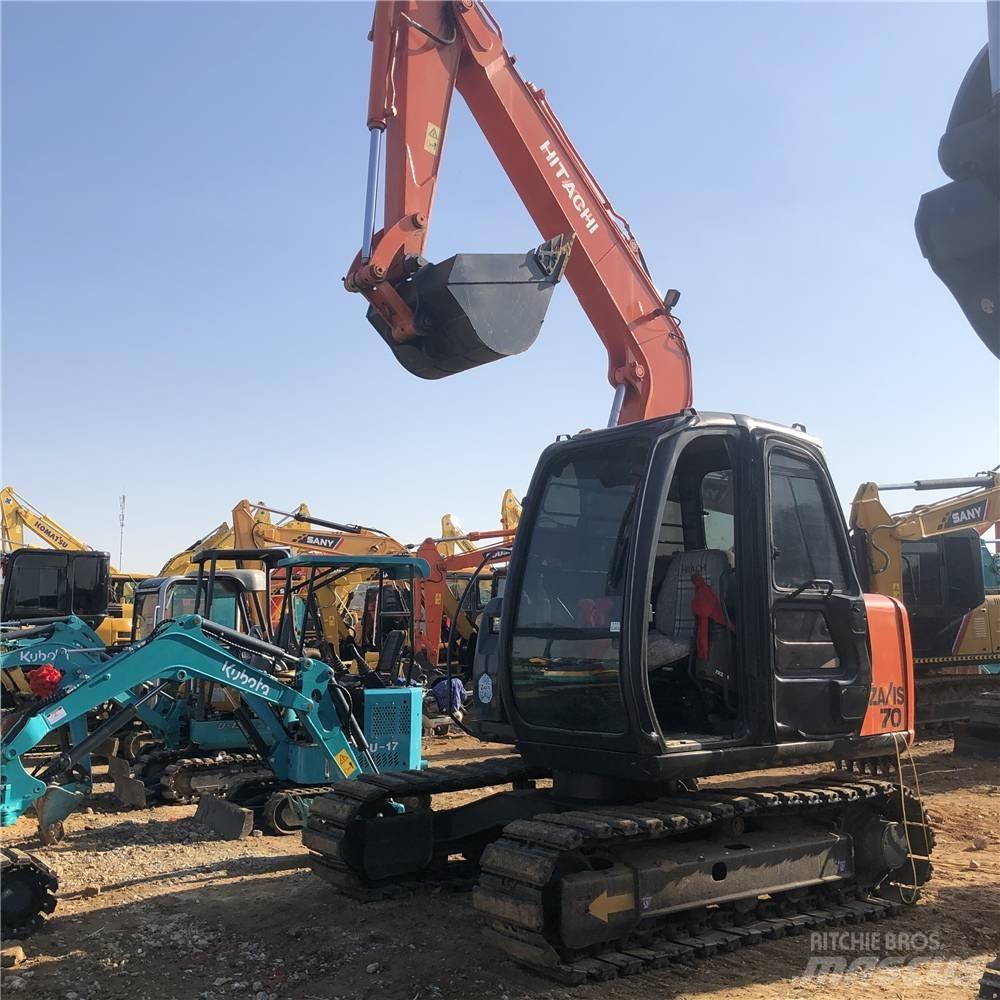 Hitachi ZX70-5A Середні екскаватори 7т. - 12т.