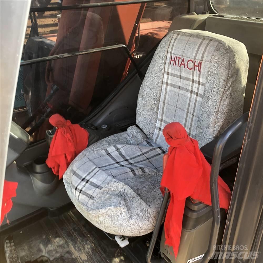 Hitachi ZX70-5A Середні екскаватори 7т. - 12т.