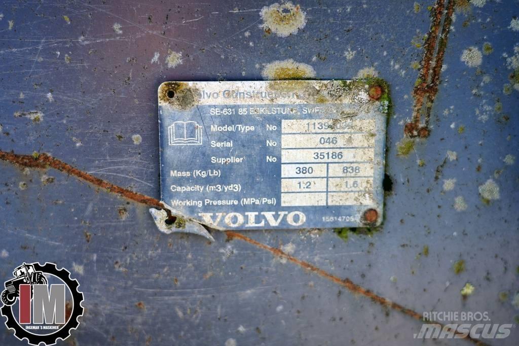 Volvo L30 Skopa Ковші