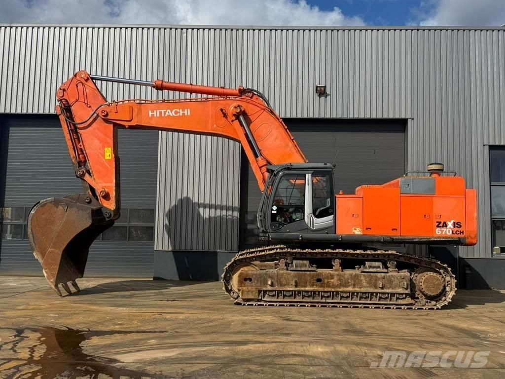 Hitachi ZX670LCH-3 Гусеничні екскаватори