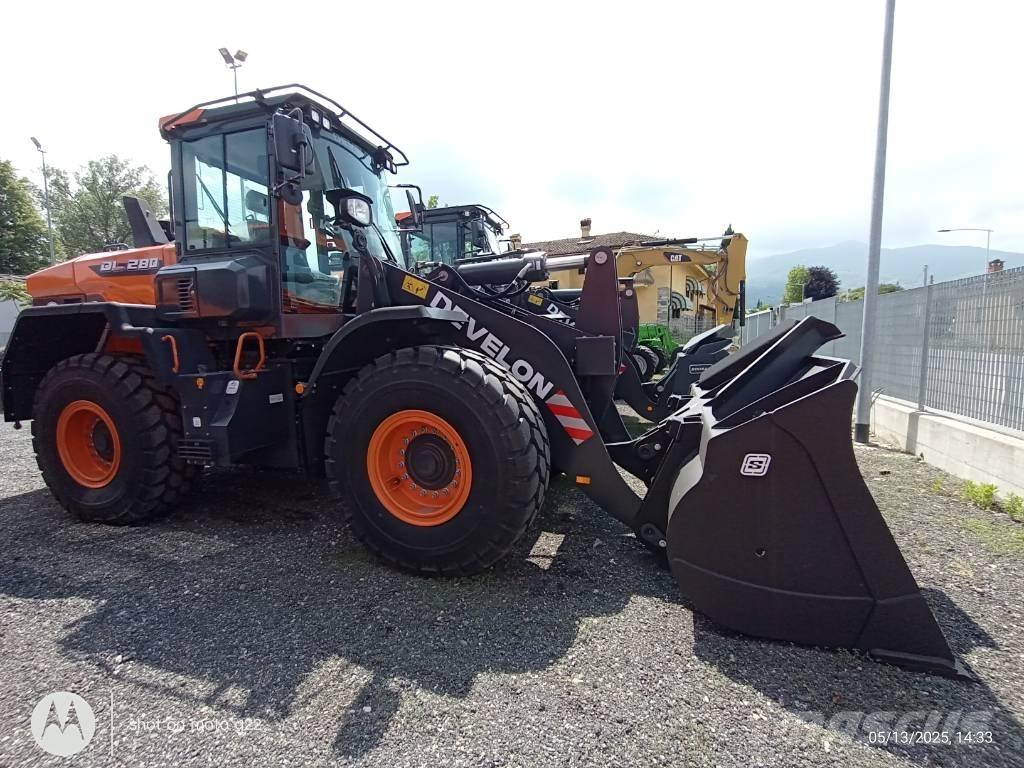 Develon DL 280-7 Фронтальні навантажувачі