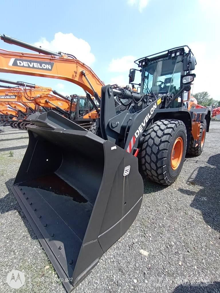 Develon DL 280-7 Фронтальні навантажувачі