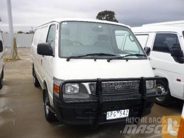 Toyota HIACE RZH113R Панельні фургони