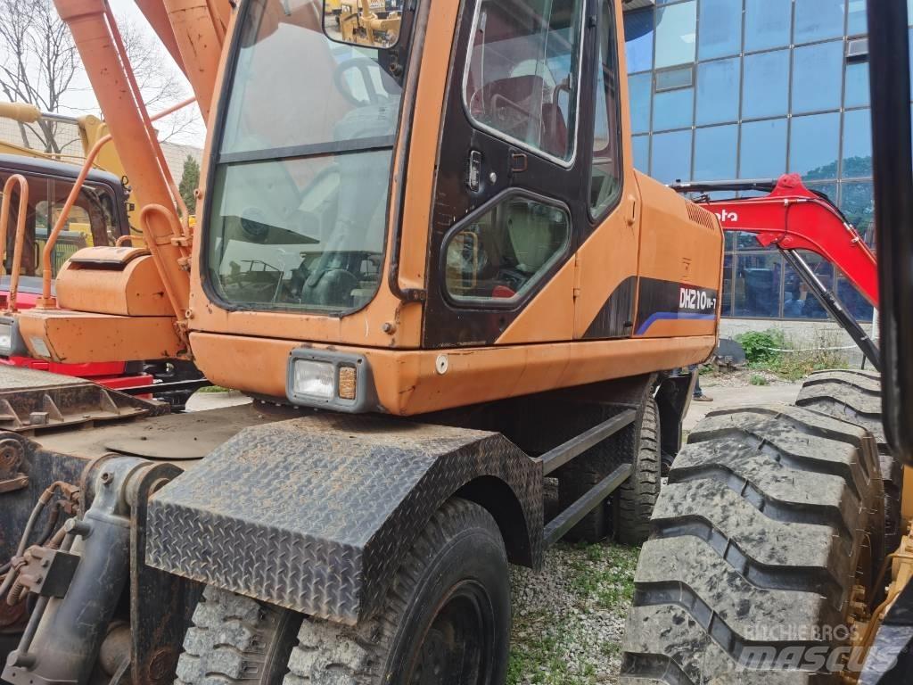 Doosan DH 210 W-7 Колісні екскаватори