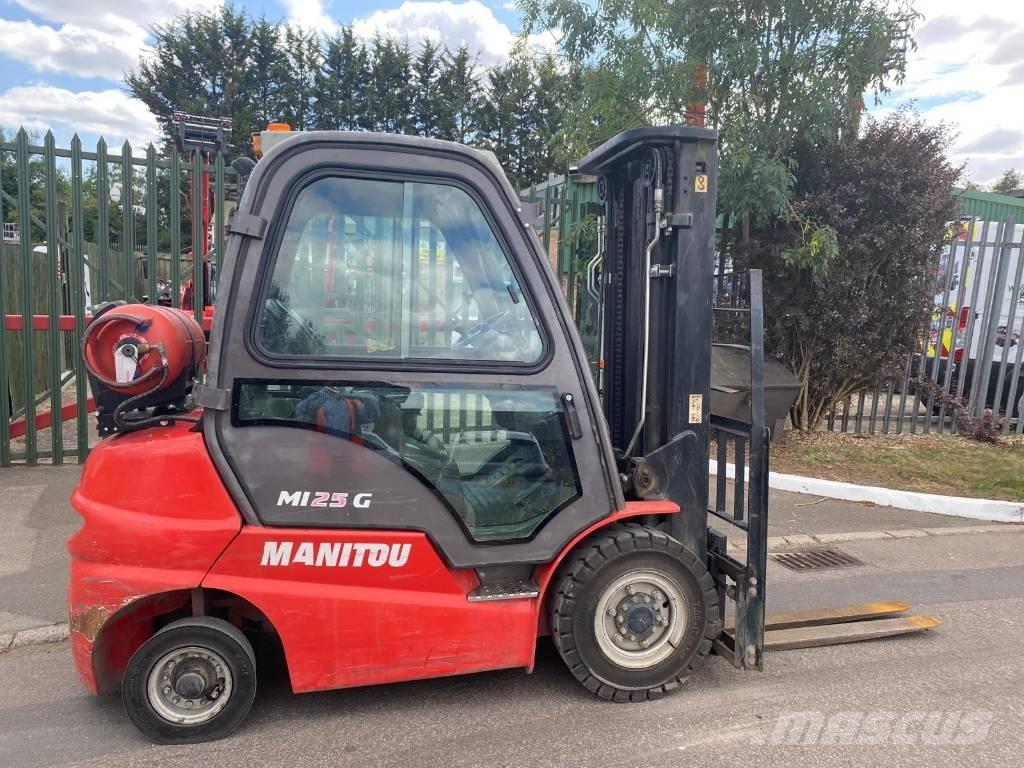 Manitou MI 25 G Газові навантажувачі