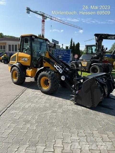 JCB 409 Фронтальні навантажувачі