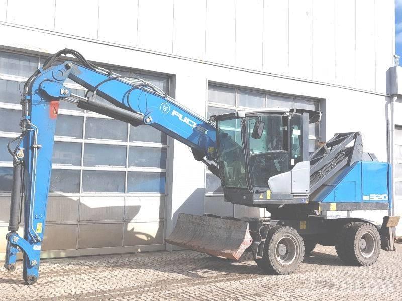 Fuchs MHL 320 F Перевантажувачі металобрухту/промислові навантажувачі