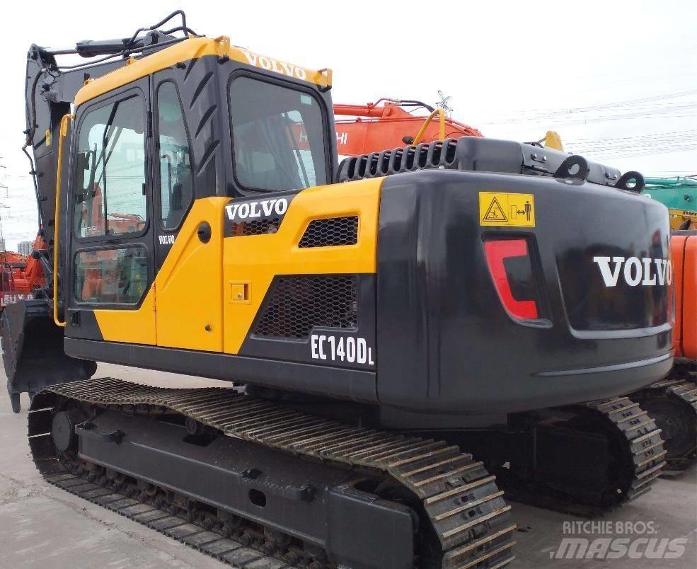 Volvo EC 140 DL Гусеничні екскаватори