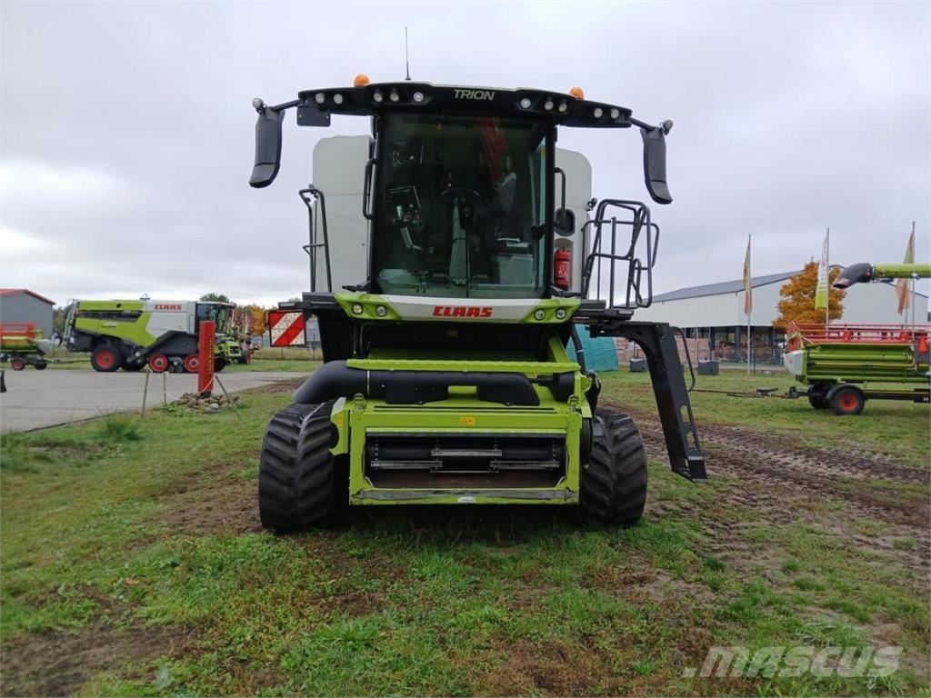 CLAAS Trion 660 TT Зернозбиральні комбайни