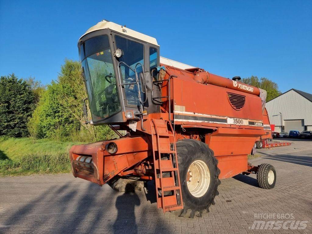Laverda 3500 Зернозбиральні комбайни