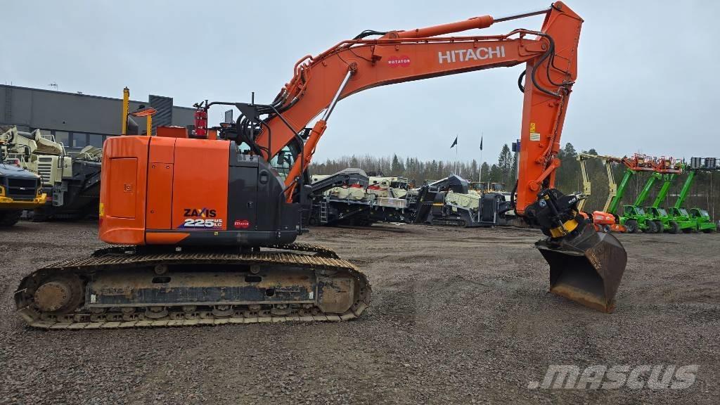 Hitachi ZX 225USLC-6 Гусеничні екскаватори