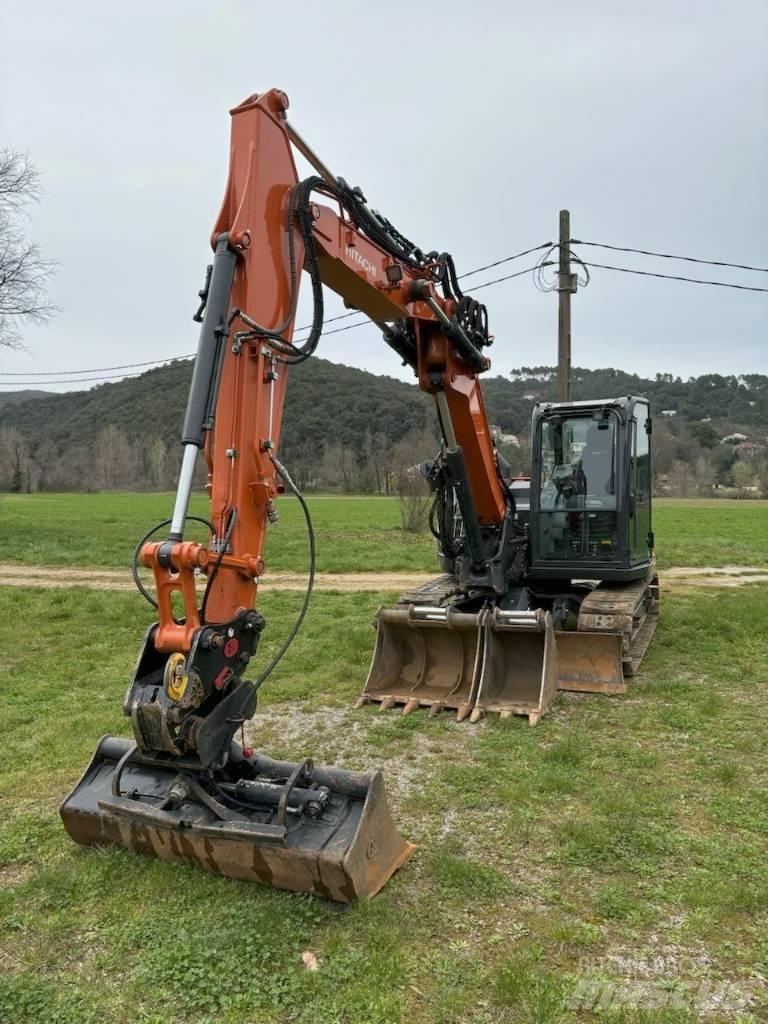Hitachi ZX85USB-6 Середні екскаватори 7т. - 12т.