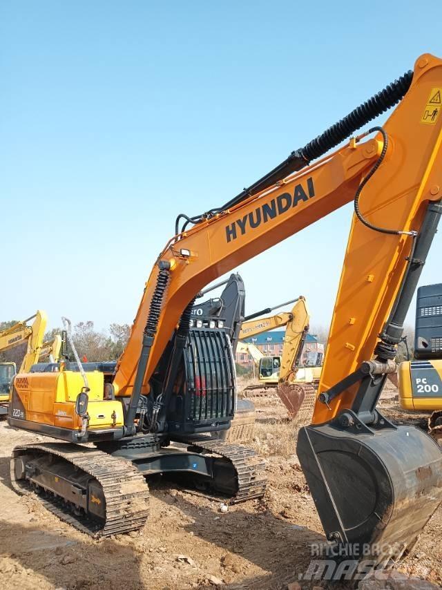 Hyundai R220-9 Гусеничні екскаватори