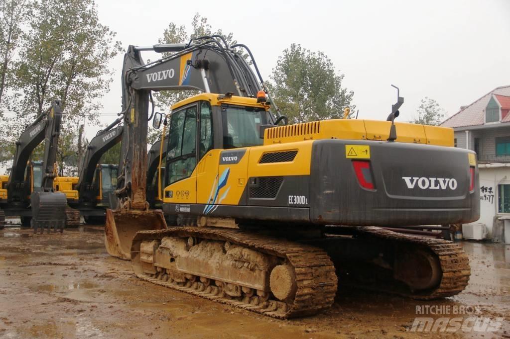 Volvo EC 300 Гусеничні екскаватори