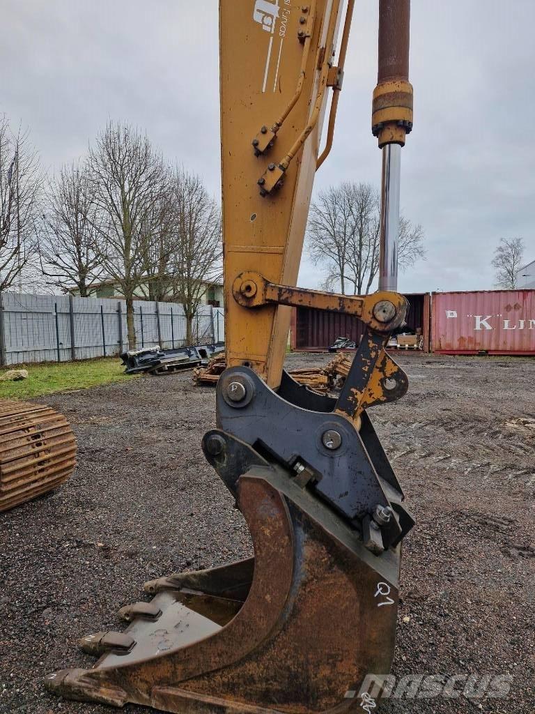 CASE CX 180 B Гусеничні екскаватори