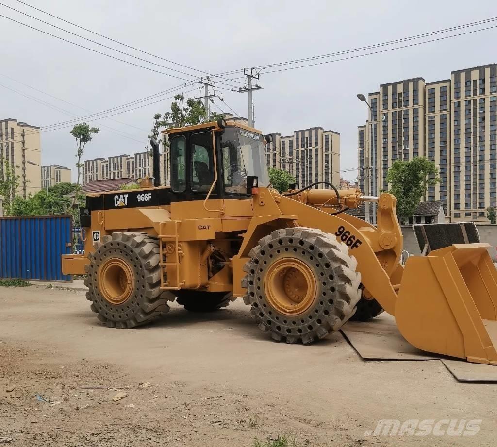 CAT 966 F Фронтальні навантажувачі