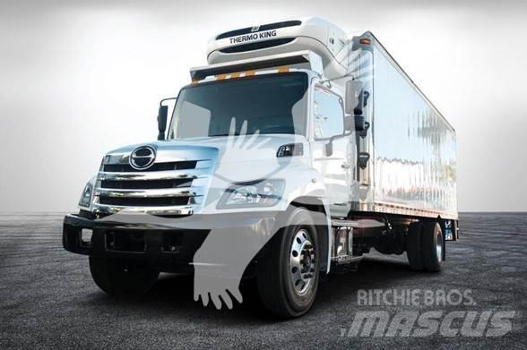 Hino 268A Тягачі