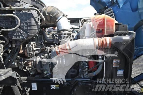 Kenworth T680 Тягачі