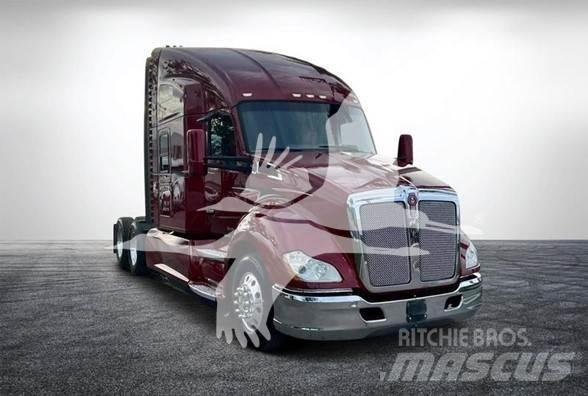 Kenworth T680 Тягачі