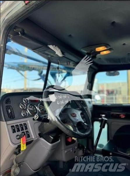 Peterbilt 388 Будтехніка - Інші