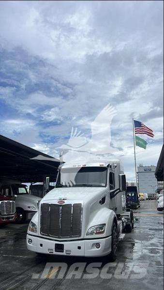 Peterbilt 579 Тягачі