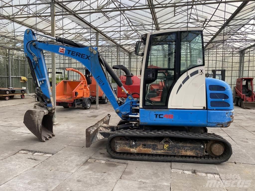 Terex TC48 Міні-екскаватори < 7т