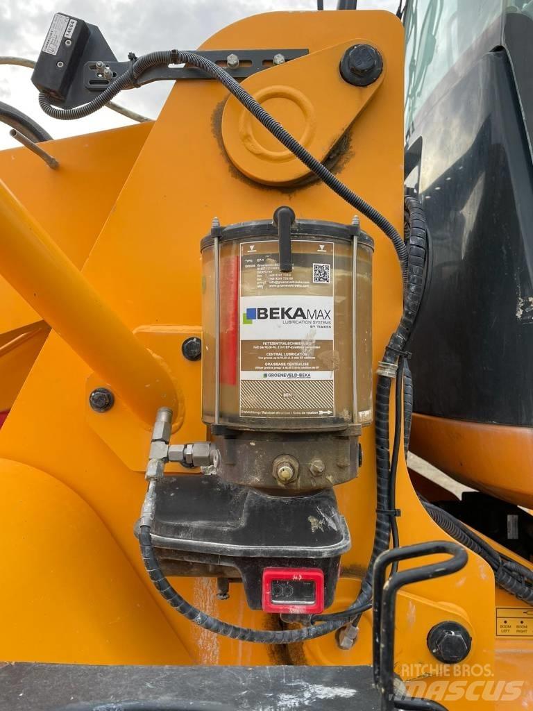Hyundai HL960XT Фронтальні навантажувачі