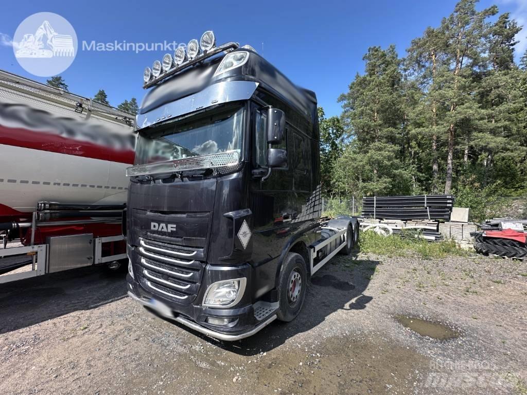 DAF XF 510 Шасі з кабіною