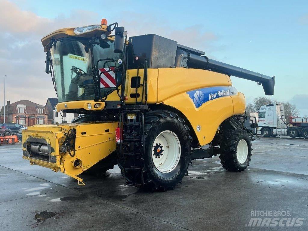 New Holland CR 9080 Зернозбиральні комбайни