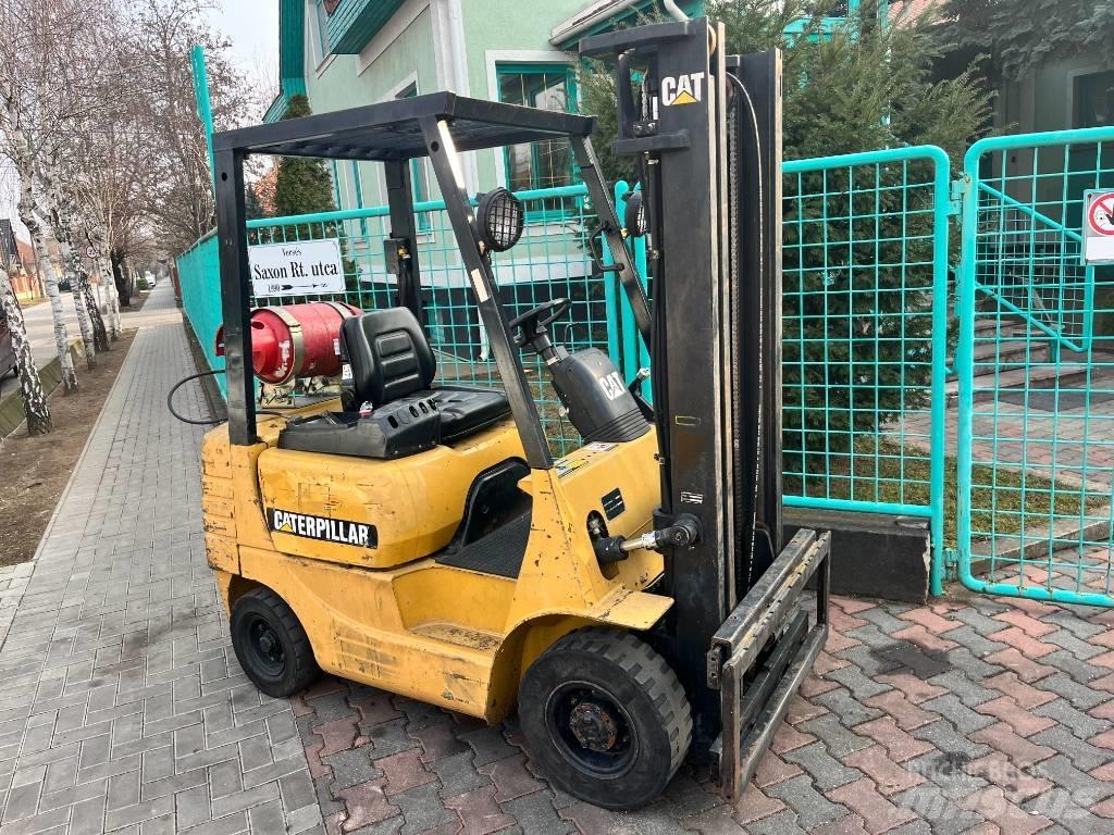 CAT GP 15 AC V-4100 Газові навантажувачі