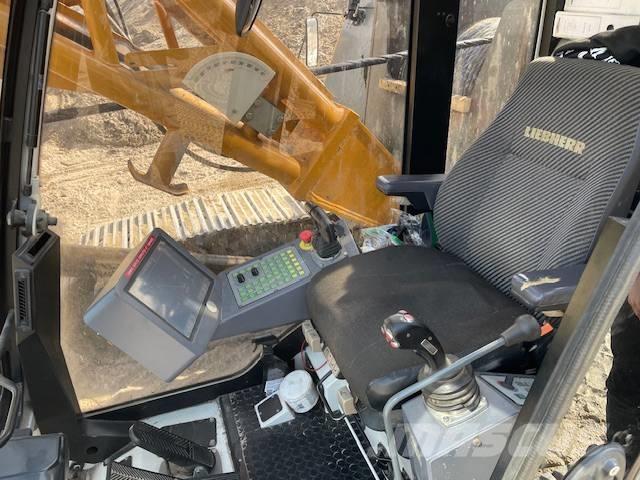 Liebherr HS 8100 HD Екскаватори-драглайни