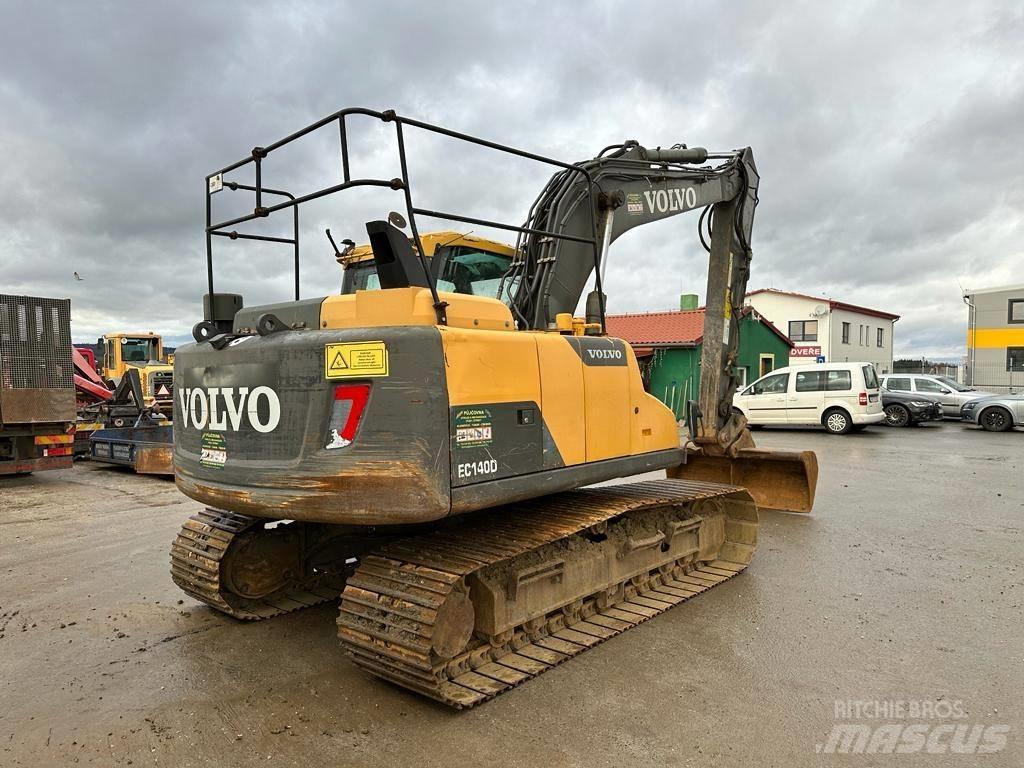 Volvo EC 140 Гусеничні екскаватори