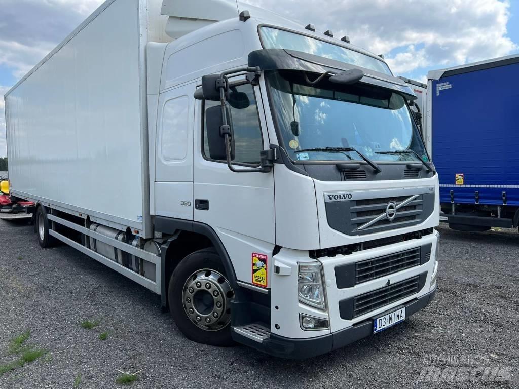 Volvo FM 330 Фургони