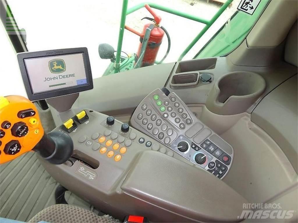 John Deere t670 Зернозбиральні комбайни
