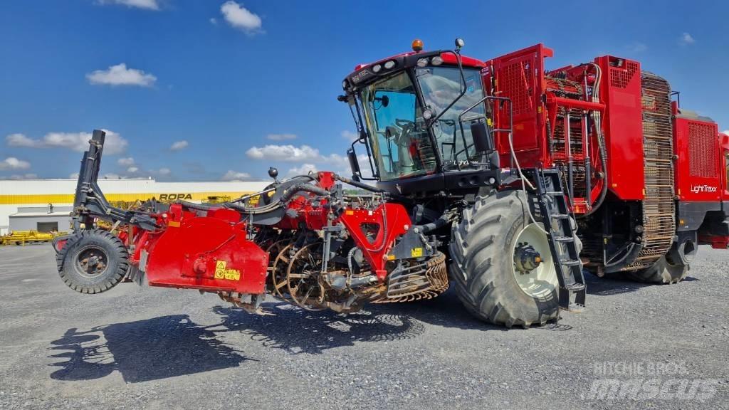 Agrifac lighttraxx Бурякозбиральні комбайни