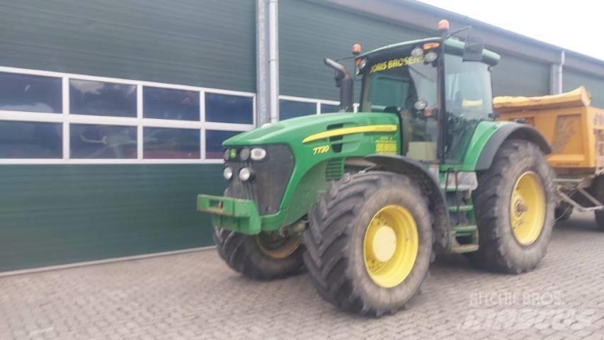 John Deere 7730 AS Трактори