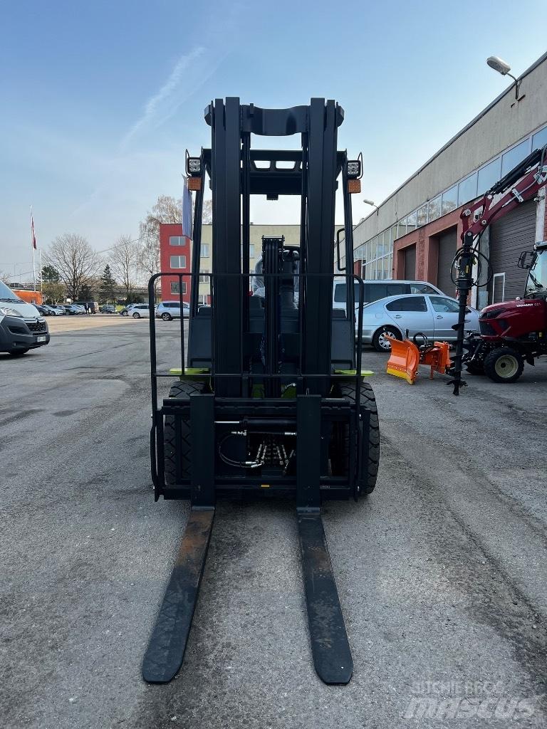 Clark S 30 L Газові навантажувачі