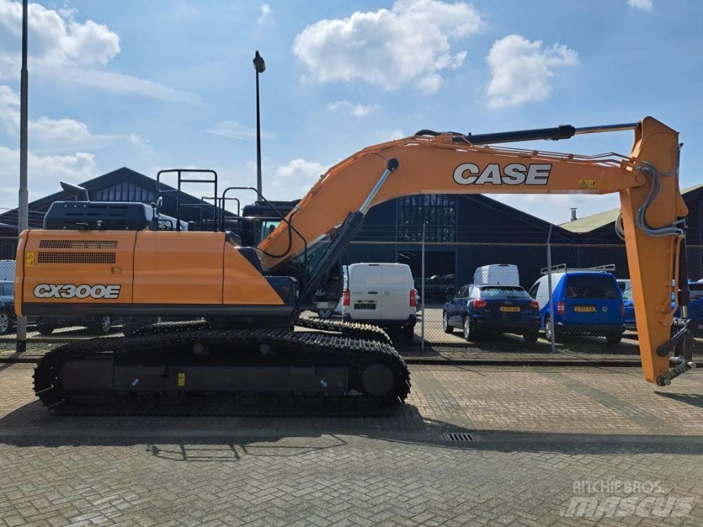 CASE CX300E Гусеничні екскаватори