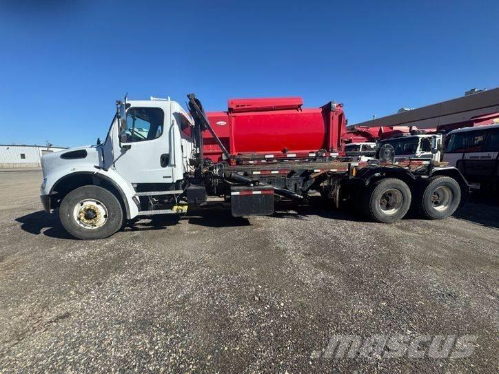 Freightliner M2 Контейнеровози