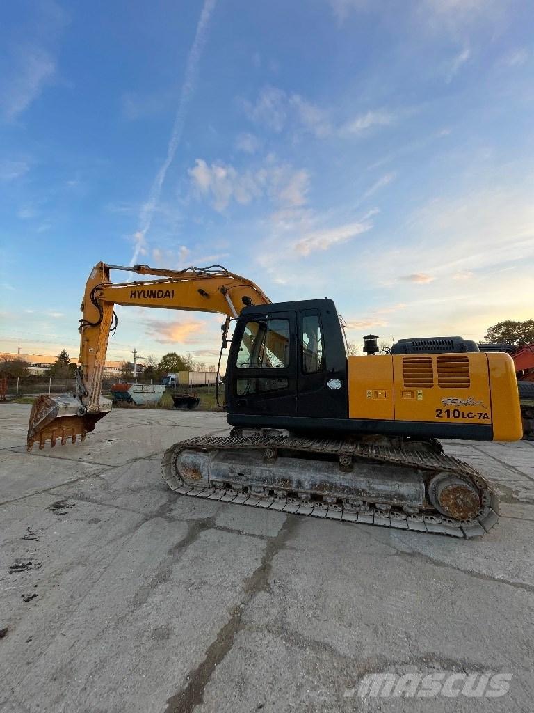 Hyundai R 210 LC 7A Гусеничні екскаватори
