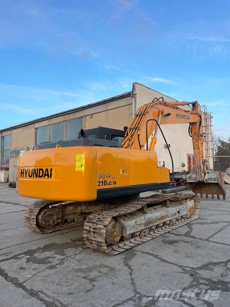 Hyundai R 210 LC 7A Гусеничні екскаватори