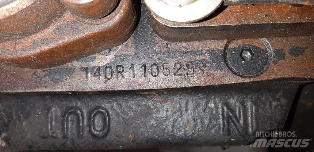Rammer M 18 Плуги