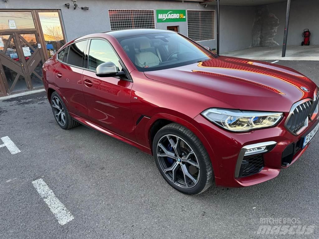 BMW X6 M50d Автомобілі