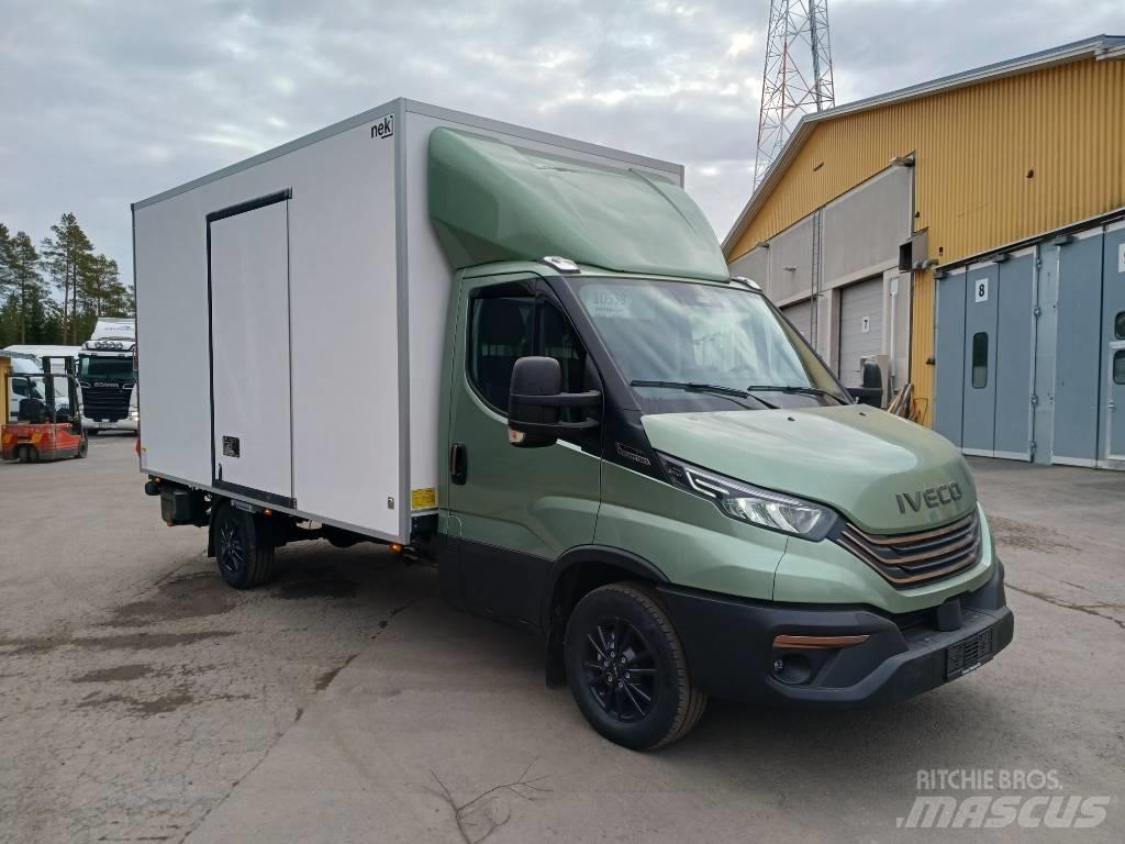 Iveco Daily 35S18A8 Панельні фургони