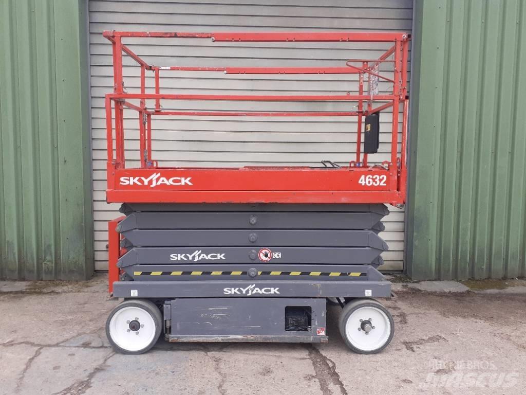 SkyJack SJ III 4632 Підйомники-ножиці