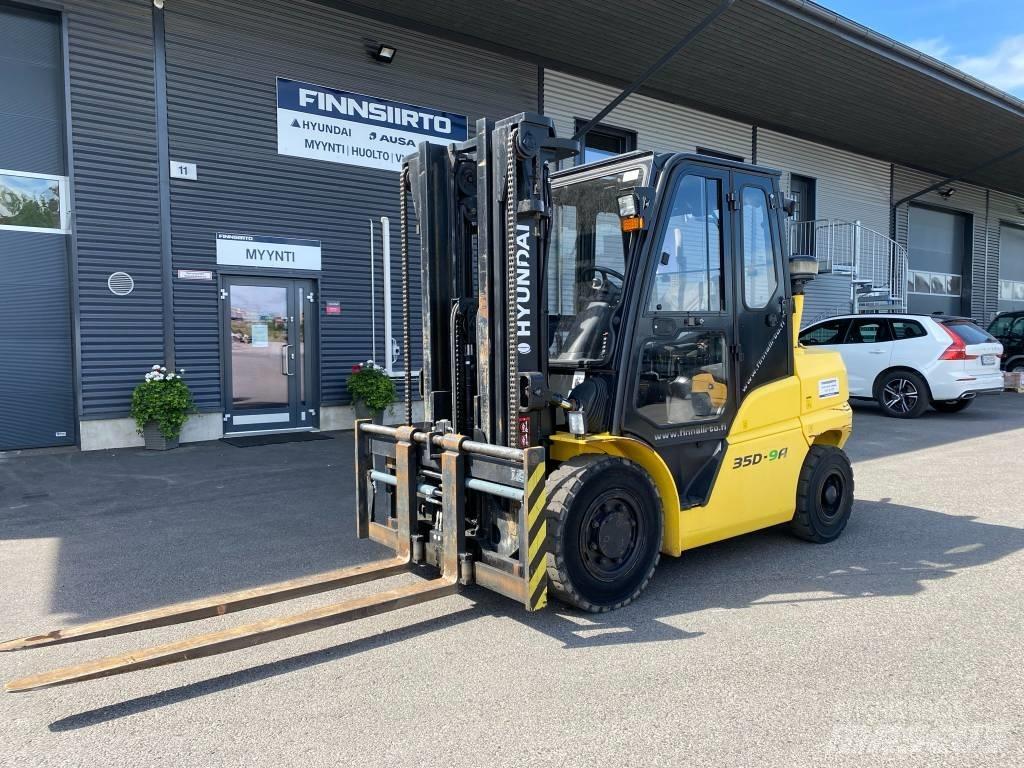 Hyundai 35D-9A Дизельні навантажувачі