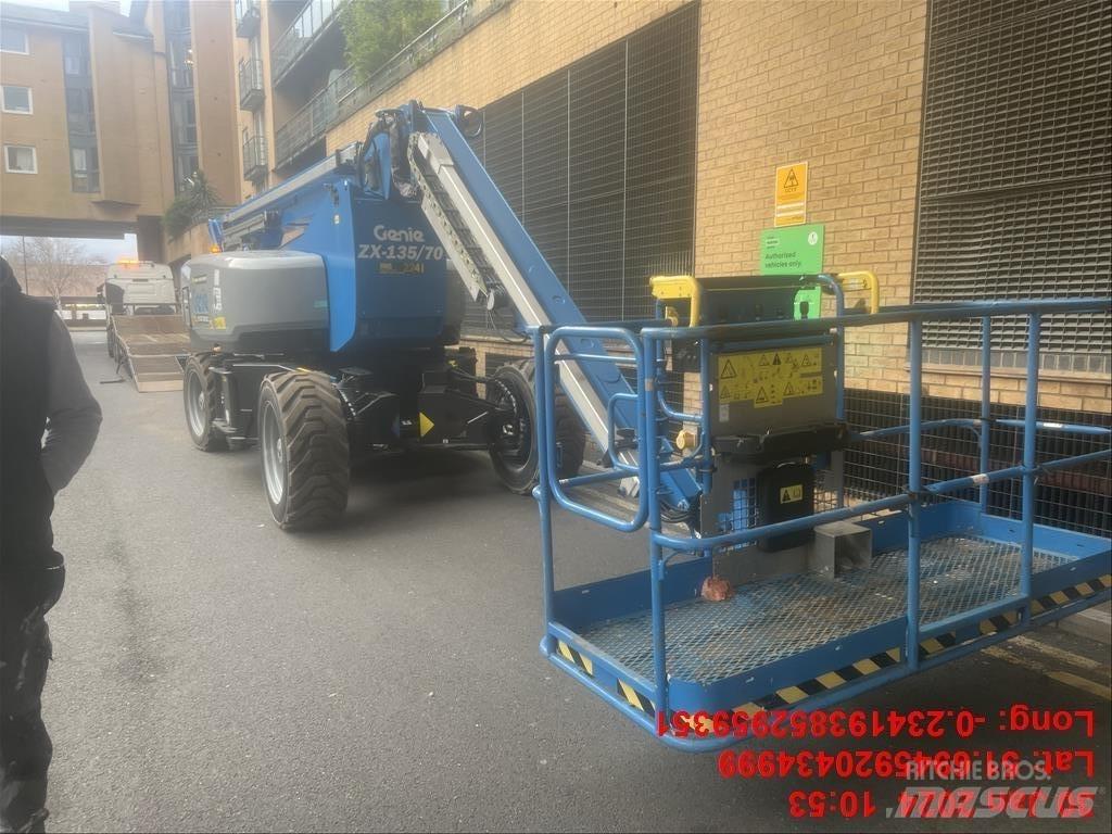 Genie ZX 135/70 Колінчаті підйомники